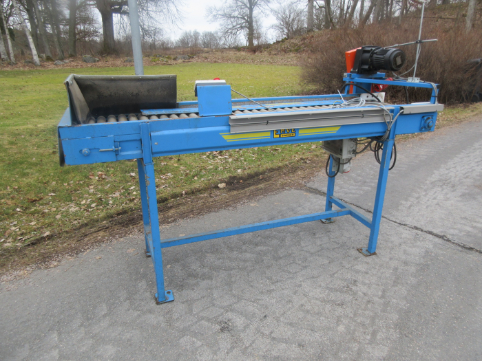 6022 EMVE roller table 2200x500