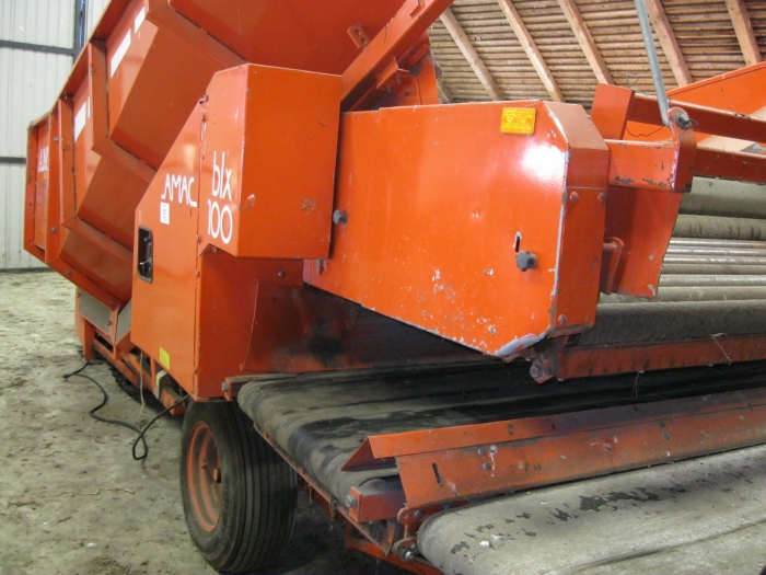 3407 AMAC receiving hopper with double cleaning modules