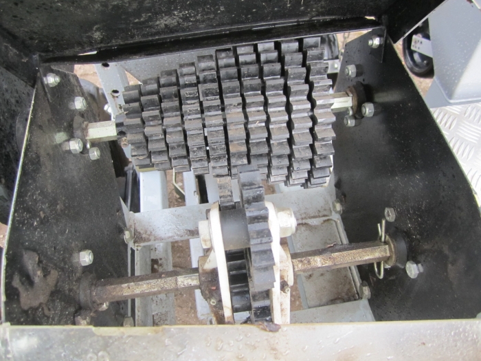 3420 Haarby Zwiebelpflanzmaschine 3 Reihe
