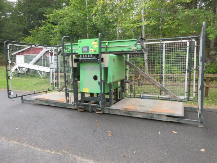 6309 Miedema AKV42 box filler