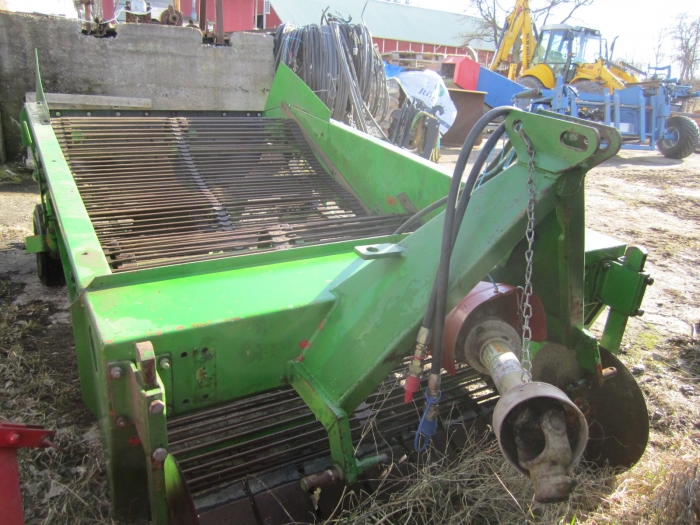3431 Wühlmaus onion Windrower