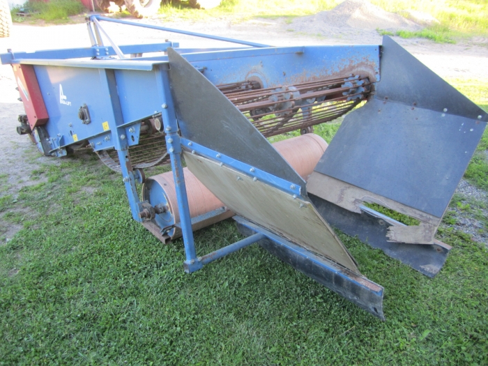3437 Asa-Lift onion windrower WR150 year 2006
