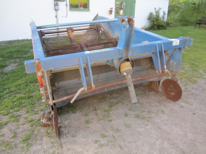 3437 Asa-Lift onion windrower WR150 year 2006
