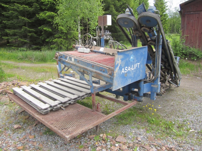 3444 Asa-Lift leek harvester