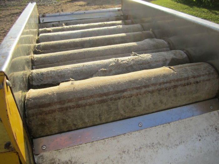 3482 Tong felt drier table 