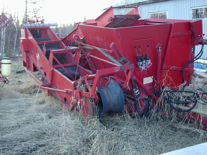 3602 Juko Maximat potato harvester