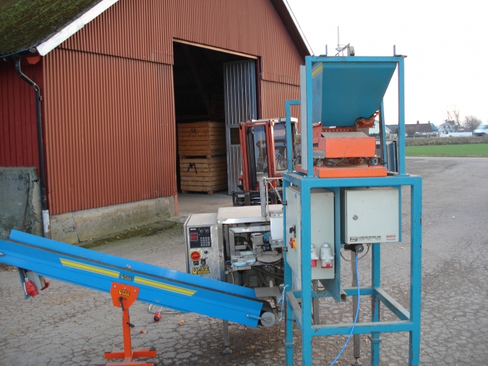 1802 NEWTEC VB40 +EMVE weigher to potatoes etc