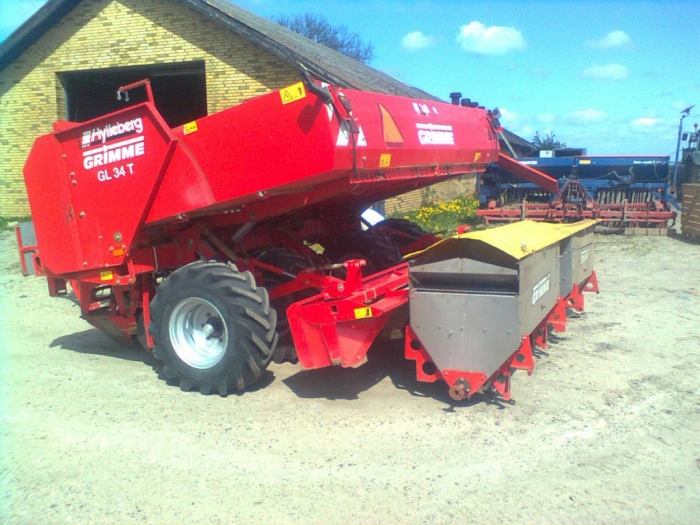 3822 Grimme GL34 4 row Kartoffelpflanzmaschine