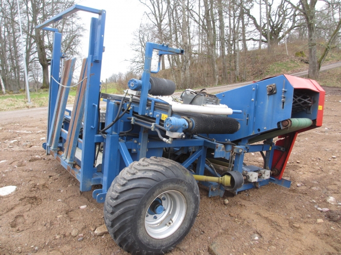 3827 ASA-LIFT cabbage harvester