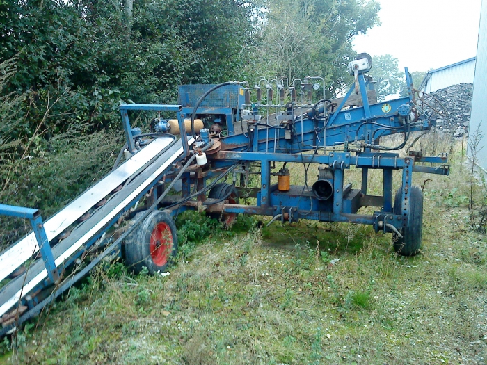 3105 ASA-LIFT cabbage harvester