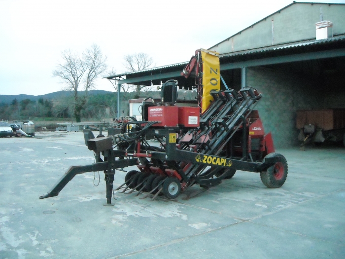 3063 ZOCAPI garlic harvester 3 row