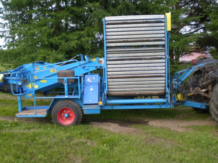 3333 BOLKO onion loader with bunker