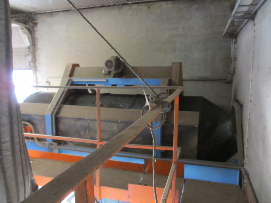 4111 EMVE washing line with screen grader etc