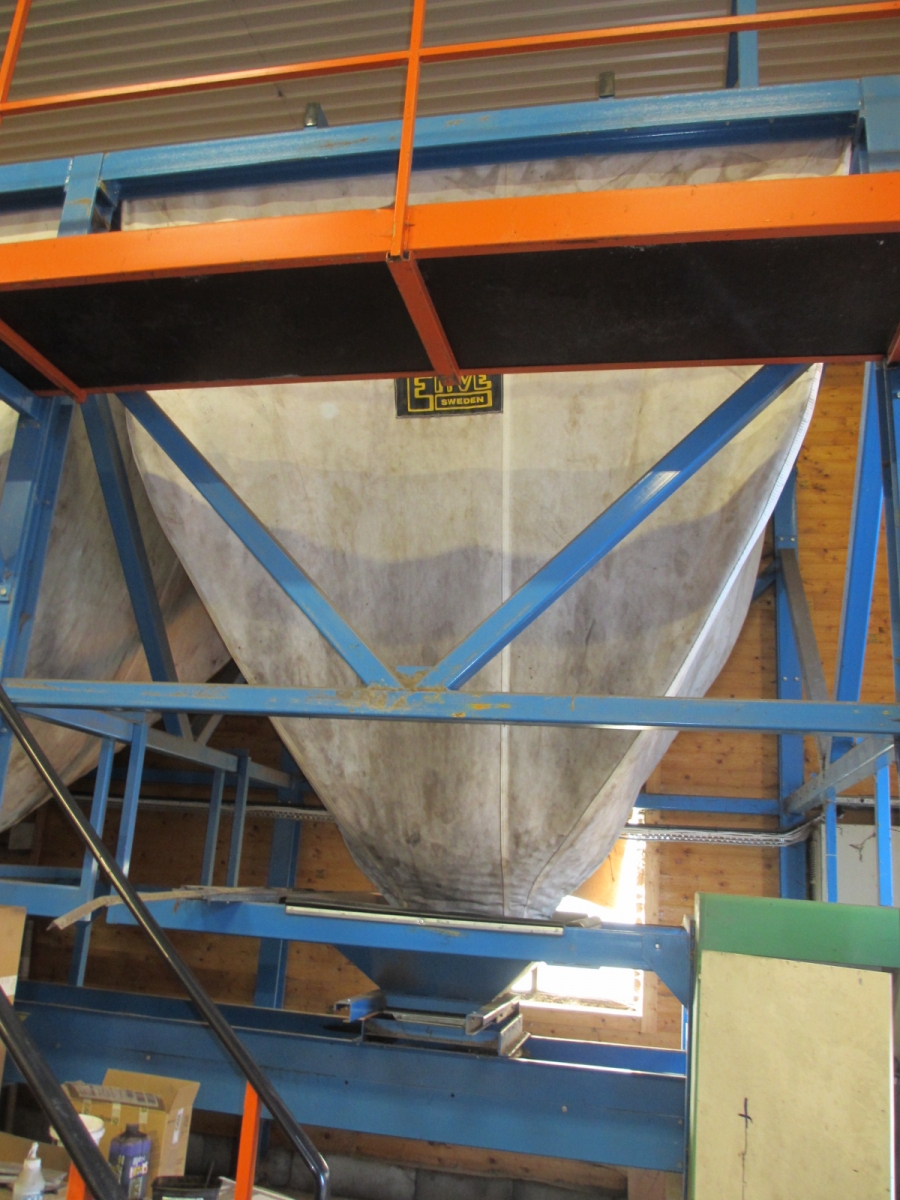 4113 EMVE storage system with Trevira Sacks