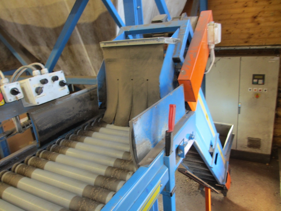4114 EMVE packaging line for paper bags 
