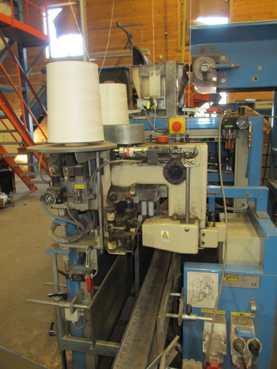 4114 EMVE packaging line for paper bags 