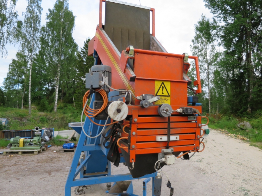 4121 EMVE automatic weigher for carrots, potatoes etc
