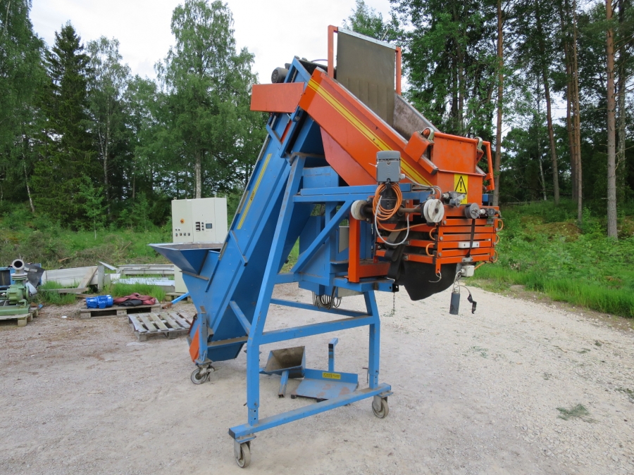 4121 EMVE automatic weigher for carrots, potatoes etc