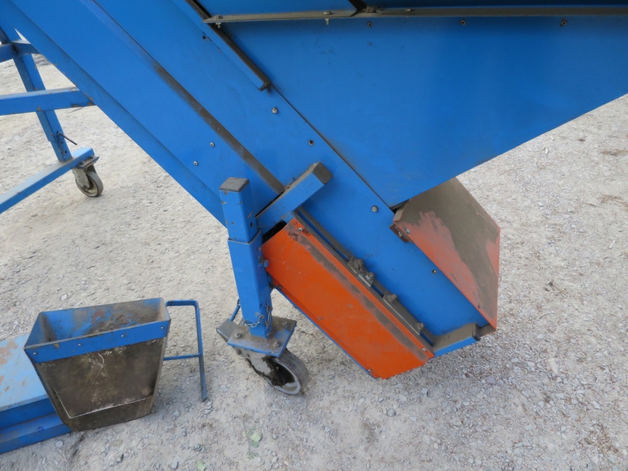 4121 EMVE automatic weigher for carrots, potatoes etc