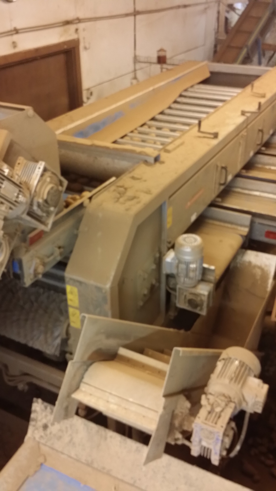 4122 Allround roller grader
