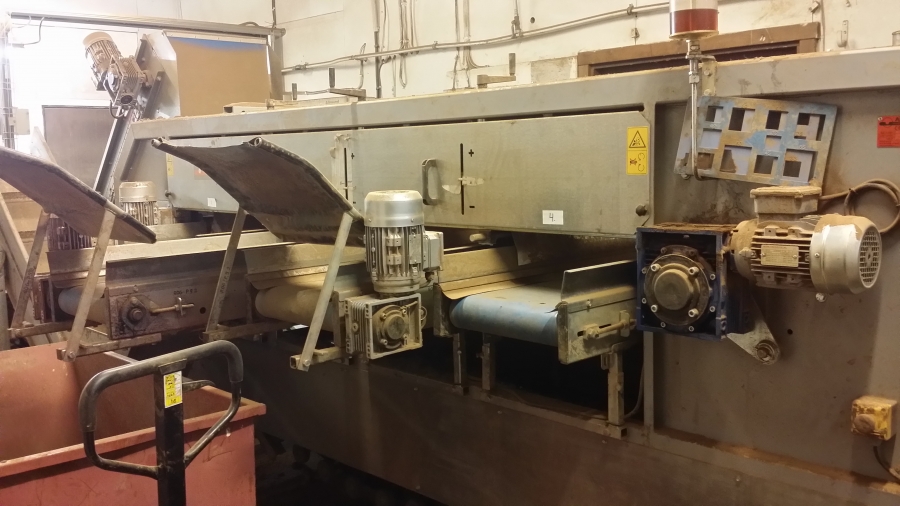 4122 Allround roller grader