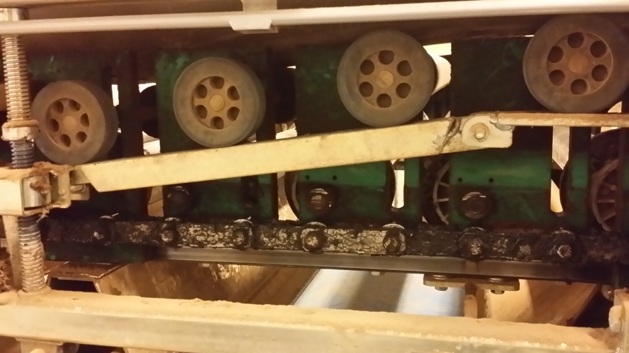 4122 Allround roller grader