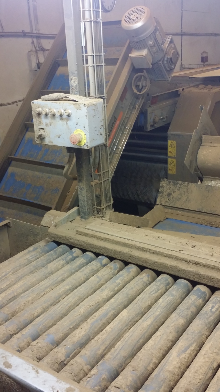 4122 Allround roller grader