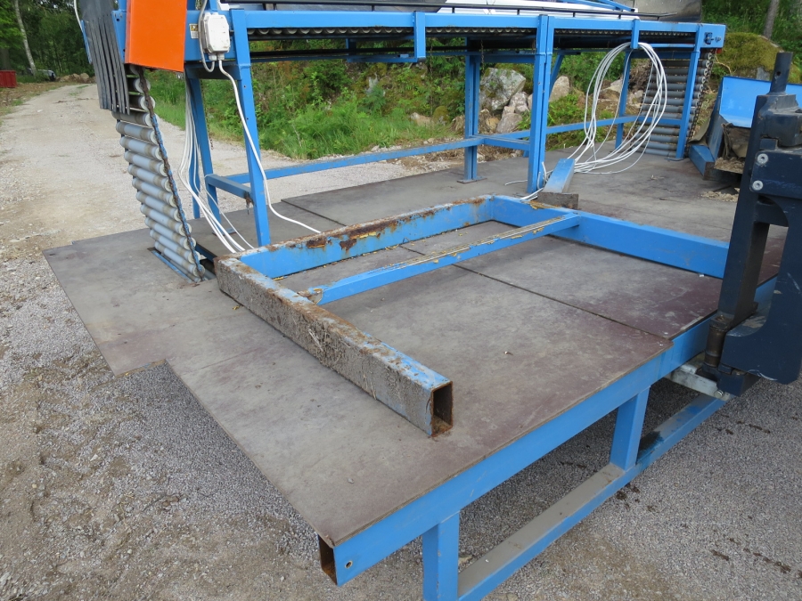 4139 EMVE roller table 4000x450 mm