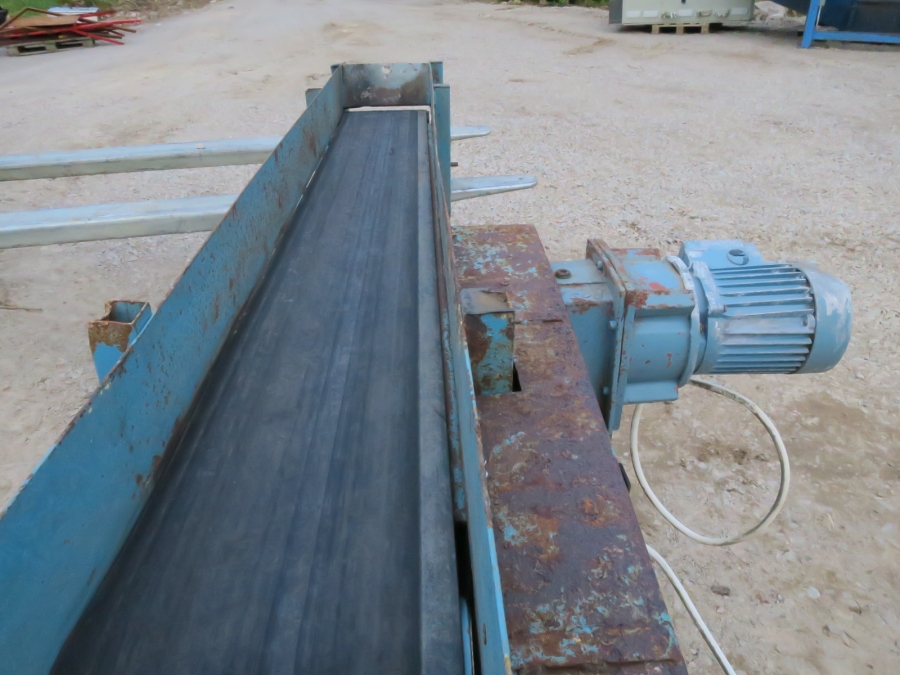4142 EMVE conveyor 1900x250 mm 