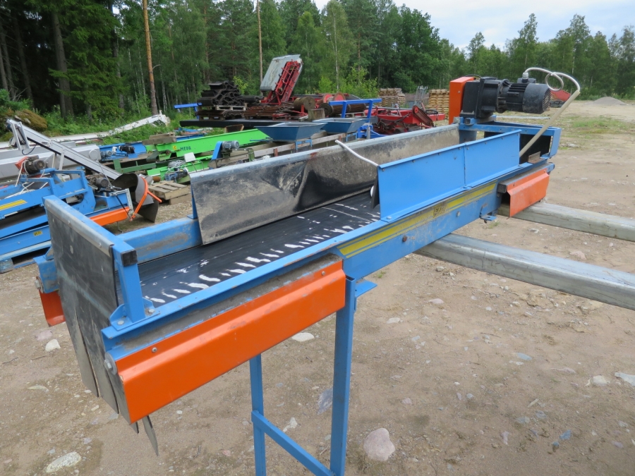 4146 EMVE conveyor 2200x350 mm