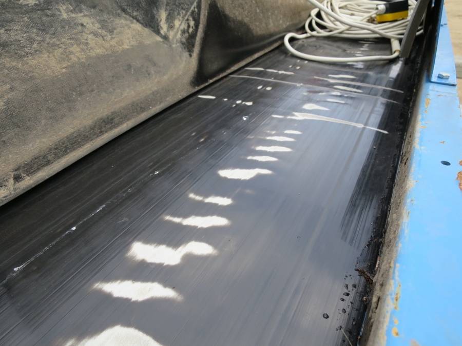 4146 EMVE conveyor 2200x350 mm