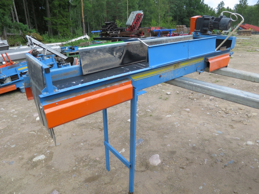4146 EMVE conveyor 2200x350 mm