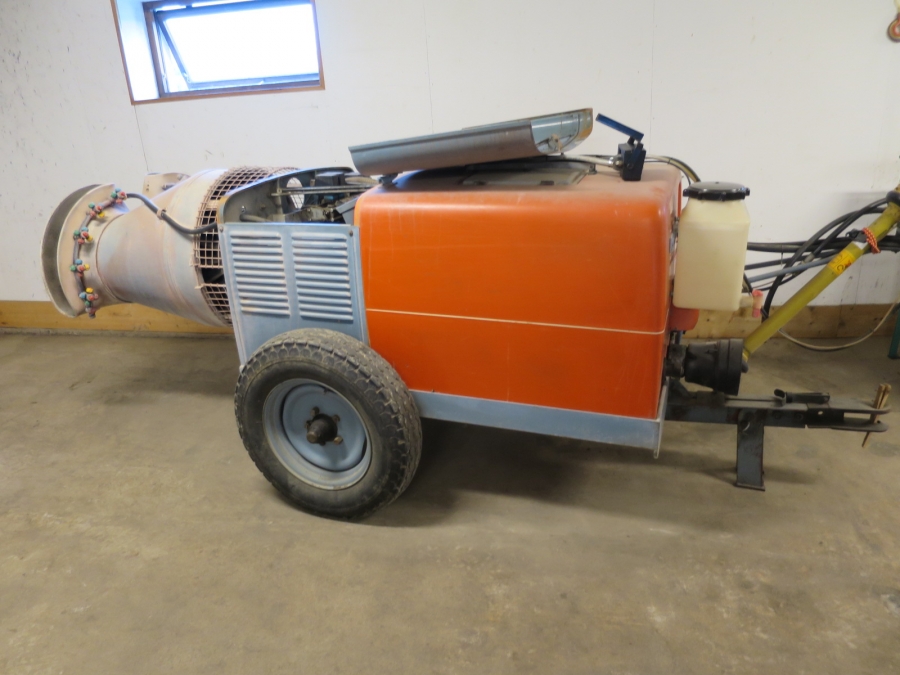 4160 Schaumann mist sprayer 700 liter