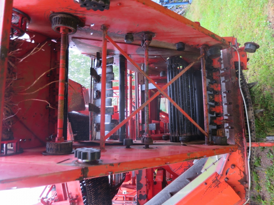 4170 Grimme SL800 potato harvester