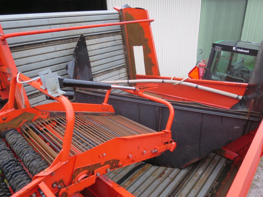 4170 Grimme SL800 potato harvester