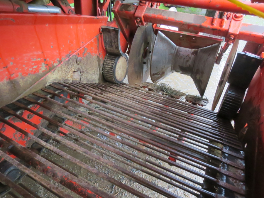 4170 Grimme SL800 potato harvester