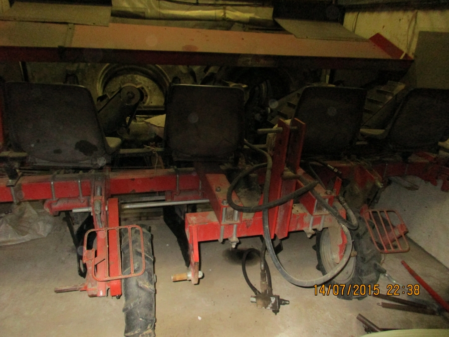 4185 Cemag leek planter 4 row