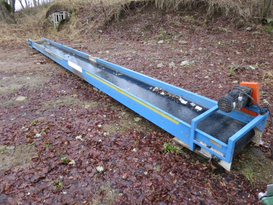 4187 EMVE plain conveyor 9300x550 mm