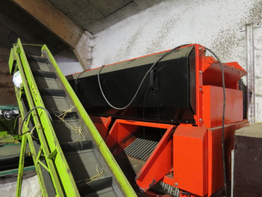 4195 EKKO screen grader 3 sizes