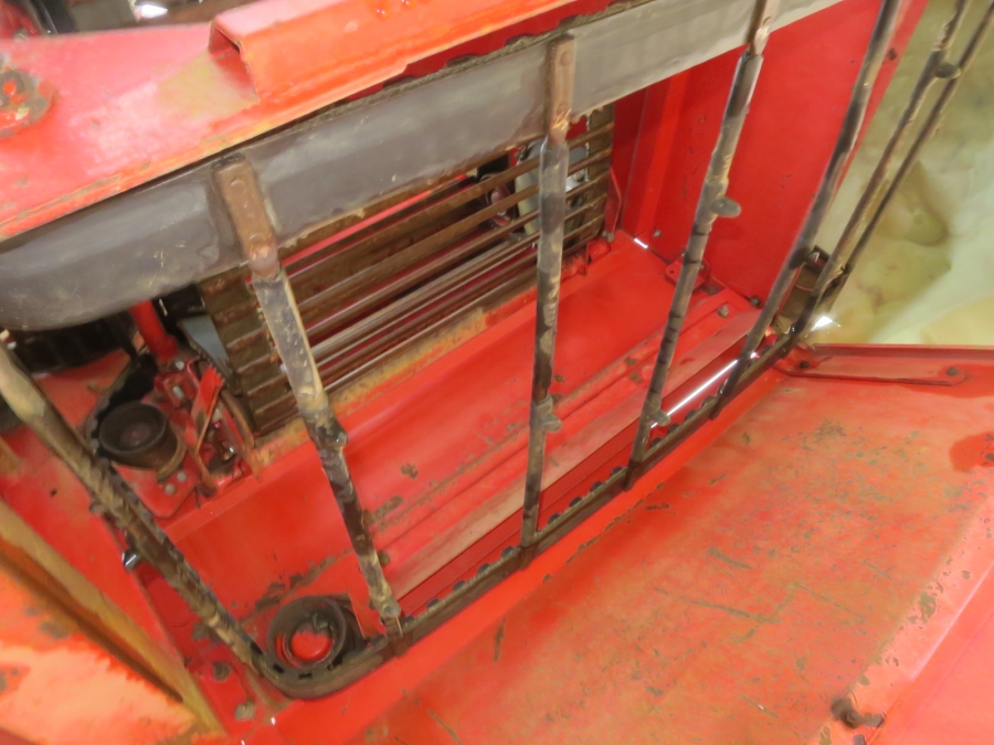 4201 Kverneland UN2100 potato harvester