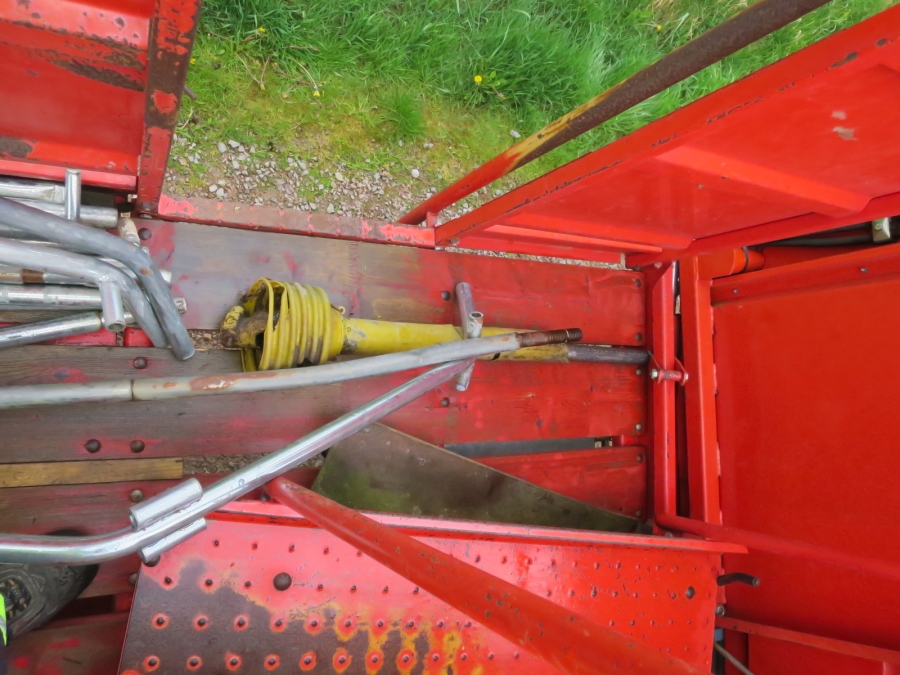 4201 Kverneland UN2100 potato harvester