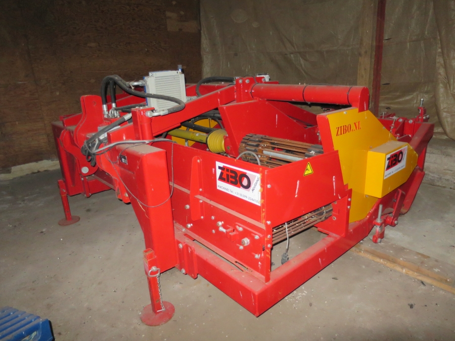 4238 Zibo front potato harvester FR