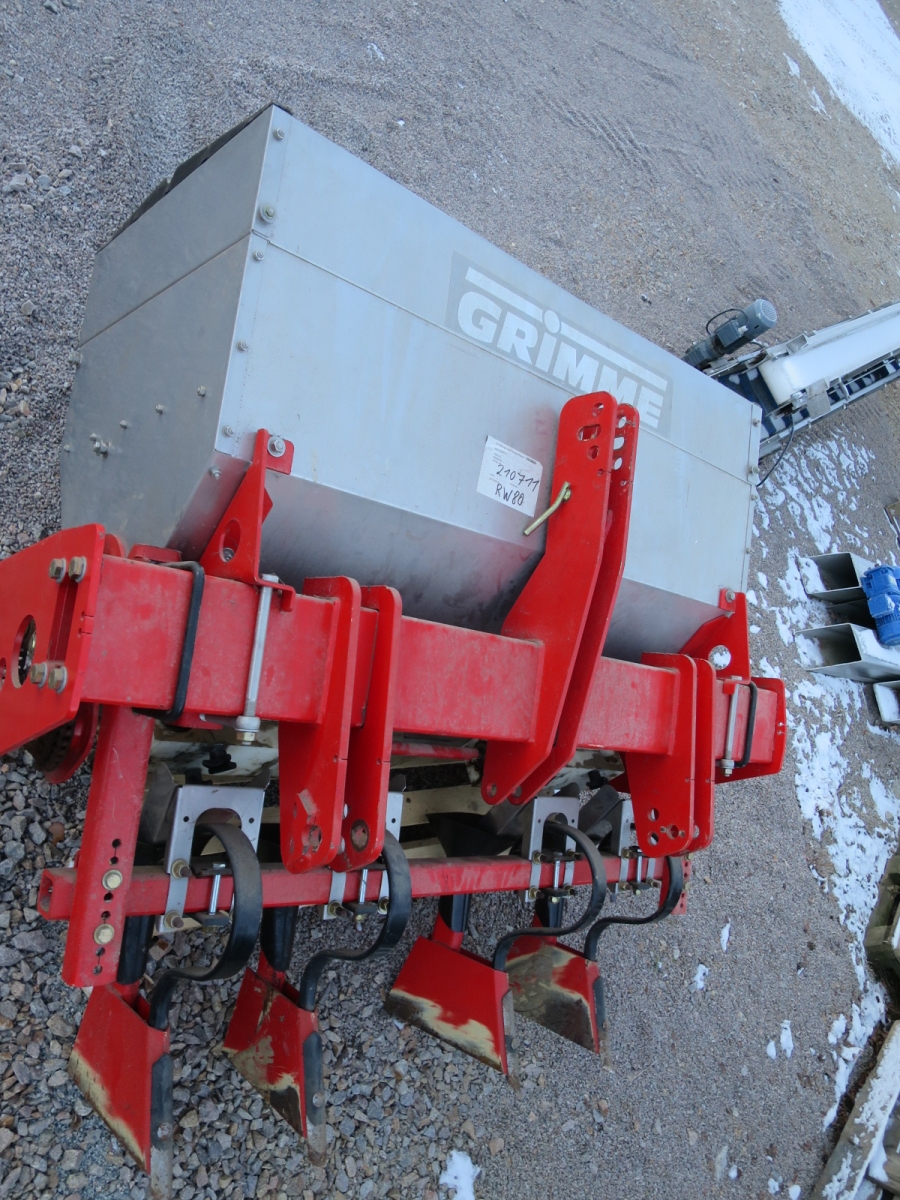 4255 Grimme fertilizer for 2 row potato planter