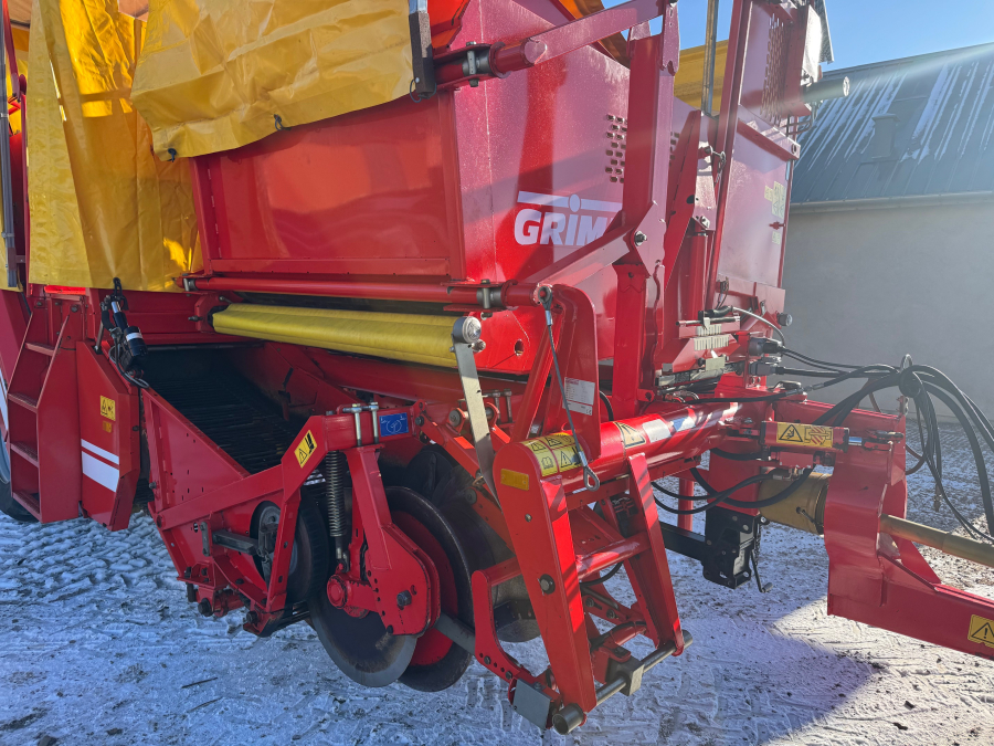 4260 Grimme SE75-30 potato harvester
