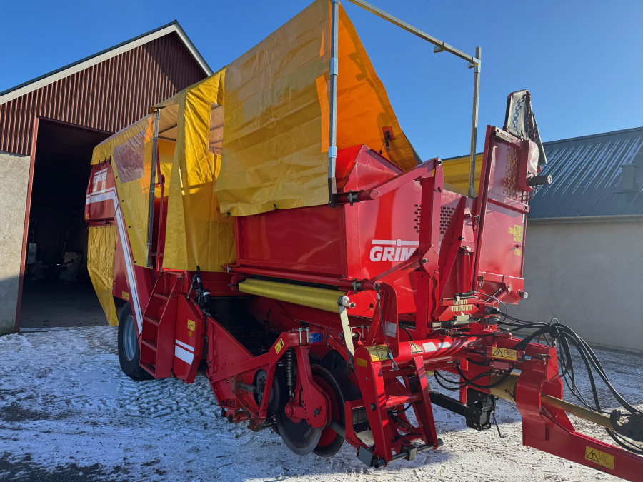 4260 Grimme SE75-30 potato harvester