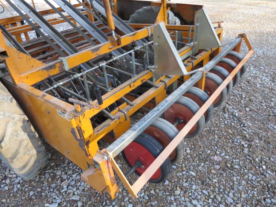 4261 Regero Pflanzmaschine 4 Reihe