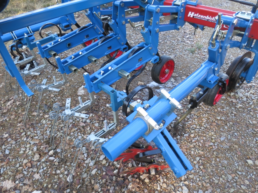 4262 Hatzenbichler row crop cleaner 4 Reihen new condition