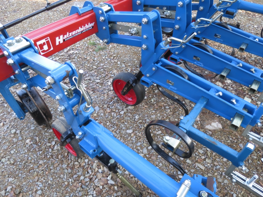 4262 Hatzenbichler row crop cleaner 4 Reihen new condition