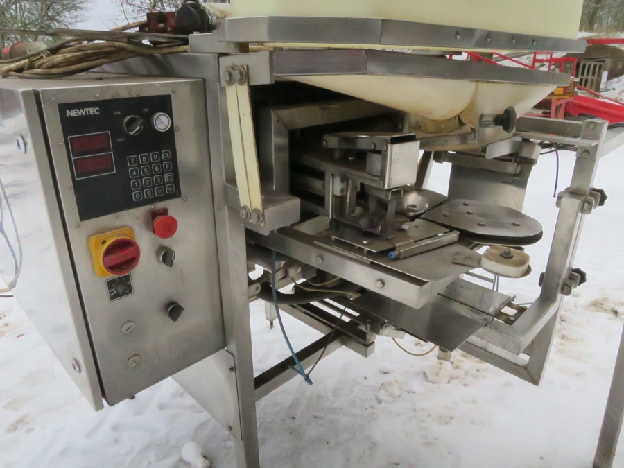 4278 Newtec 2000 våg med VB40CC packmaskin