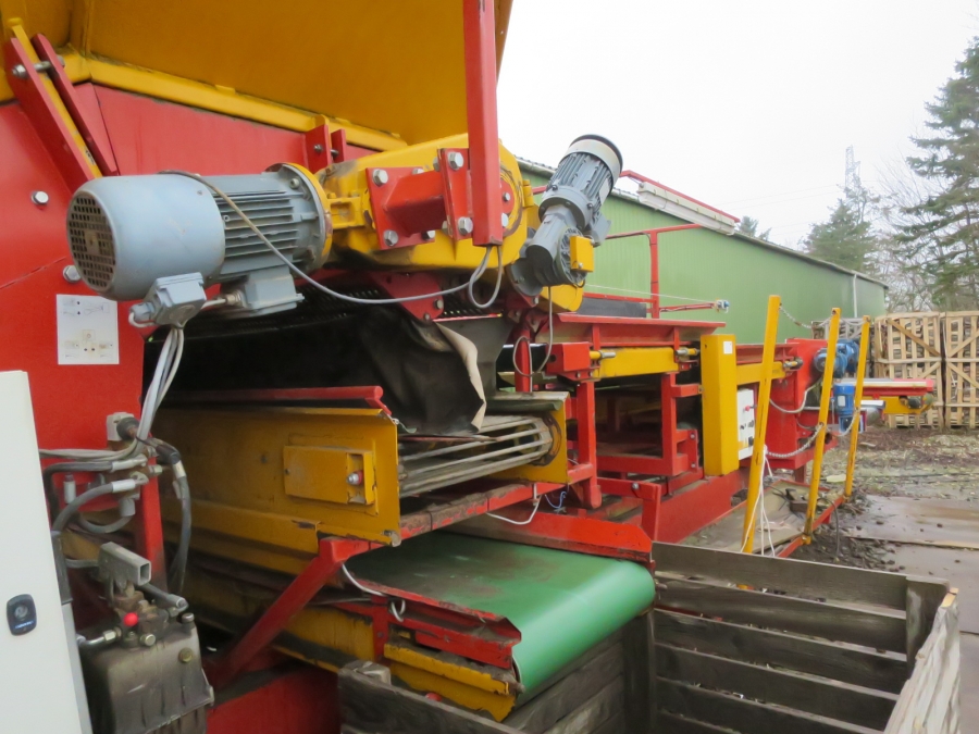 4287 Bijlsma Hercules recieving hopper with grader